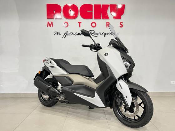 YAMAHA XMAX 250 CONNECTED ABS 